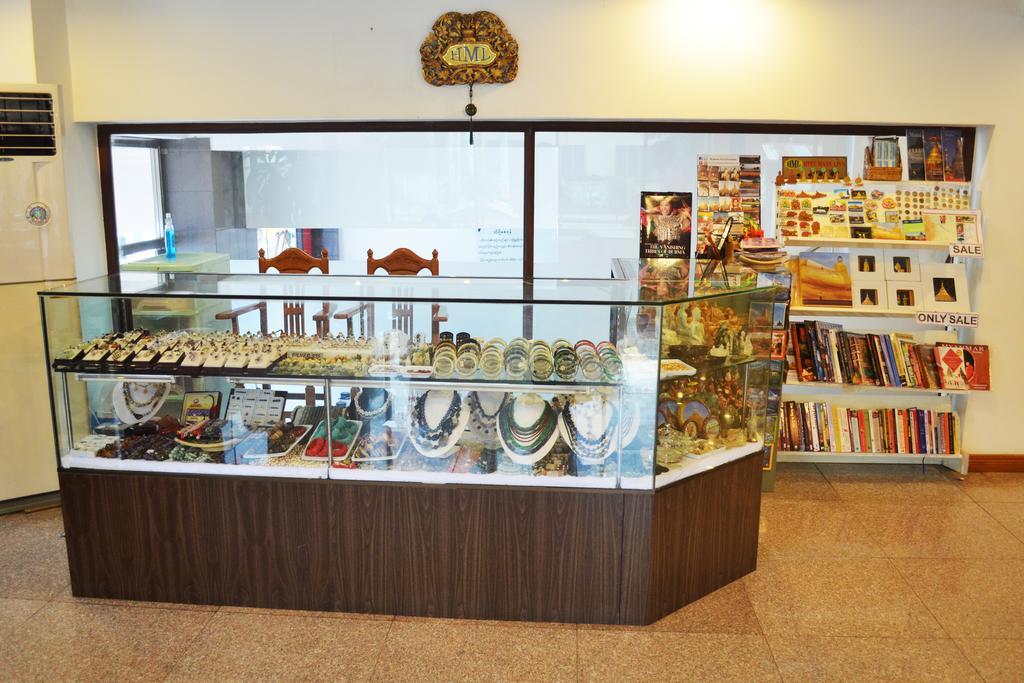 Backpackerz @ Orchid Bed and Breakfast Γιανγκόν Εξωτερικό φωτογραφία