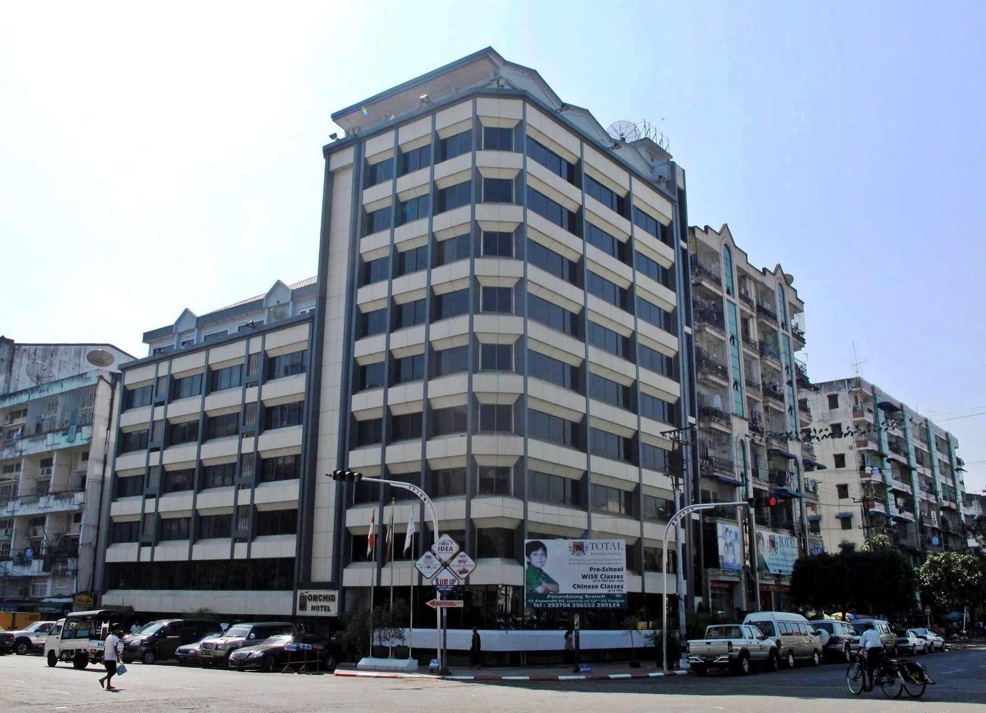 Backpackerz @ Orchid Bed and Breakfast Γιανγκόν Εξωτερικό φωτογραφία